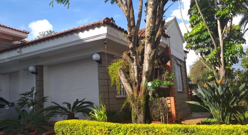 Exclusive 3 Bedroom fully furnished house (All En Suite) in Runda available for rent.