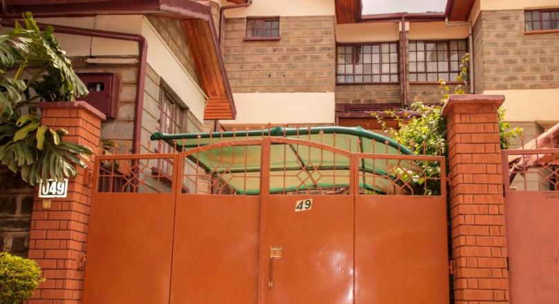 A Fully furnished 4 bedroom house (All ensuite) available to let located at New muthaiga along Balozi Road